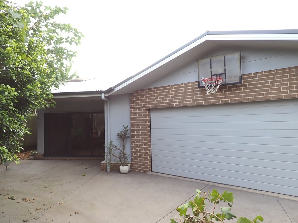 Building & Pest Report - 5 Allman Ln Mt St Thomas Cover Image 5 Allman Ln - Building & Pest Report - 5 Allman Ln Mt St Thomas