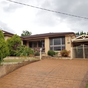 P5046499 300x300 - Building & Pest Report - 13 Blueberry Circuit Woonona