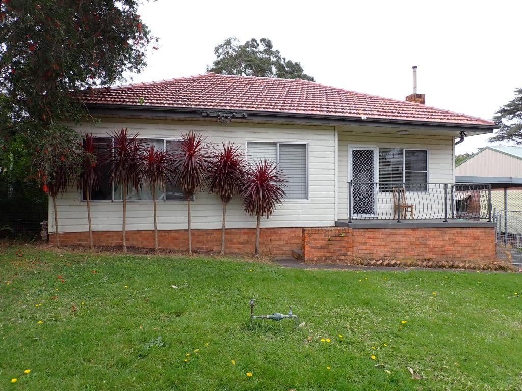 Building & Pest Report - 15 Booyong St, West Wollongong Cover Image 15 Booyong St - Building & Pest Report - 15 Booyong St, West Wollongong