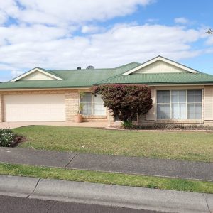 P9294854 300x300 - Building & Pest Report - 27 Akuna St Keiraville